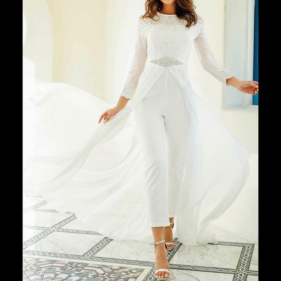 SHEIN Dresses & Skirts - Shein • gorgeous white jumpsuit dress